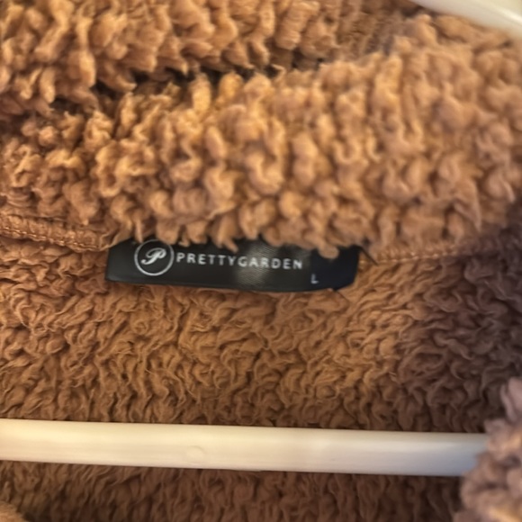 amazon fuzzy jacket - Picture 2 of 2